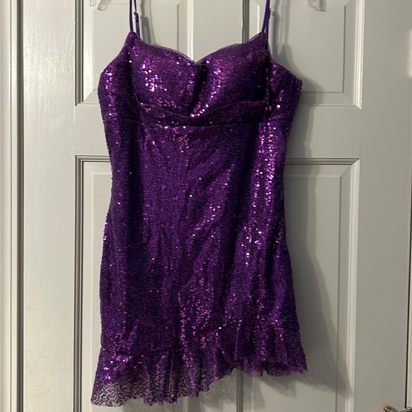 Size Small Homecoming Dress - Picture 4 of 4